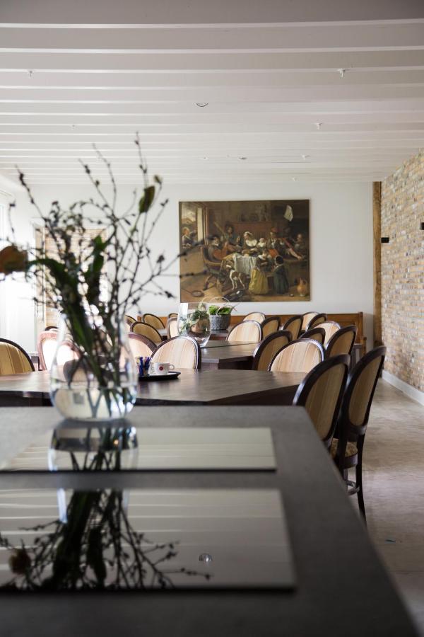 B&B Groepsaccommodatie De Pastorie Lage Mierde Exterior foto