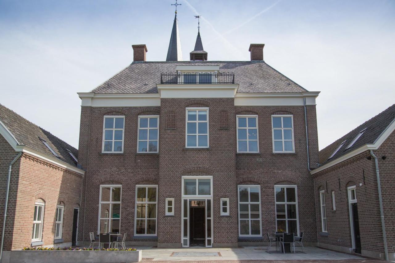 B&B Groepsaccommodatie De Pastorie Lage Mierde Exterior foto